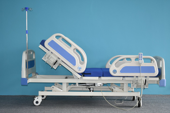 Goede prijs. 3Functie Handmatig Ziekenhuisbed Met Opvouwbare Wiegzijden ABS Hoofd/Voetbord online