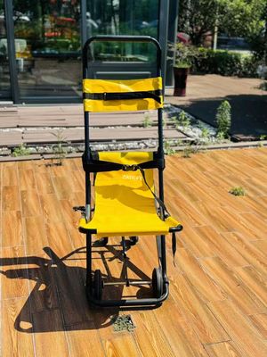 Opvouwbaar kruistype Aluminium legering Trappenleger Crawler Structuur Licht Gewicht Klein formaat