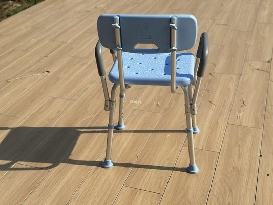 Verstelbare douche stoel voor toegankelijkheid